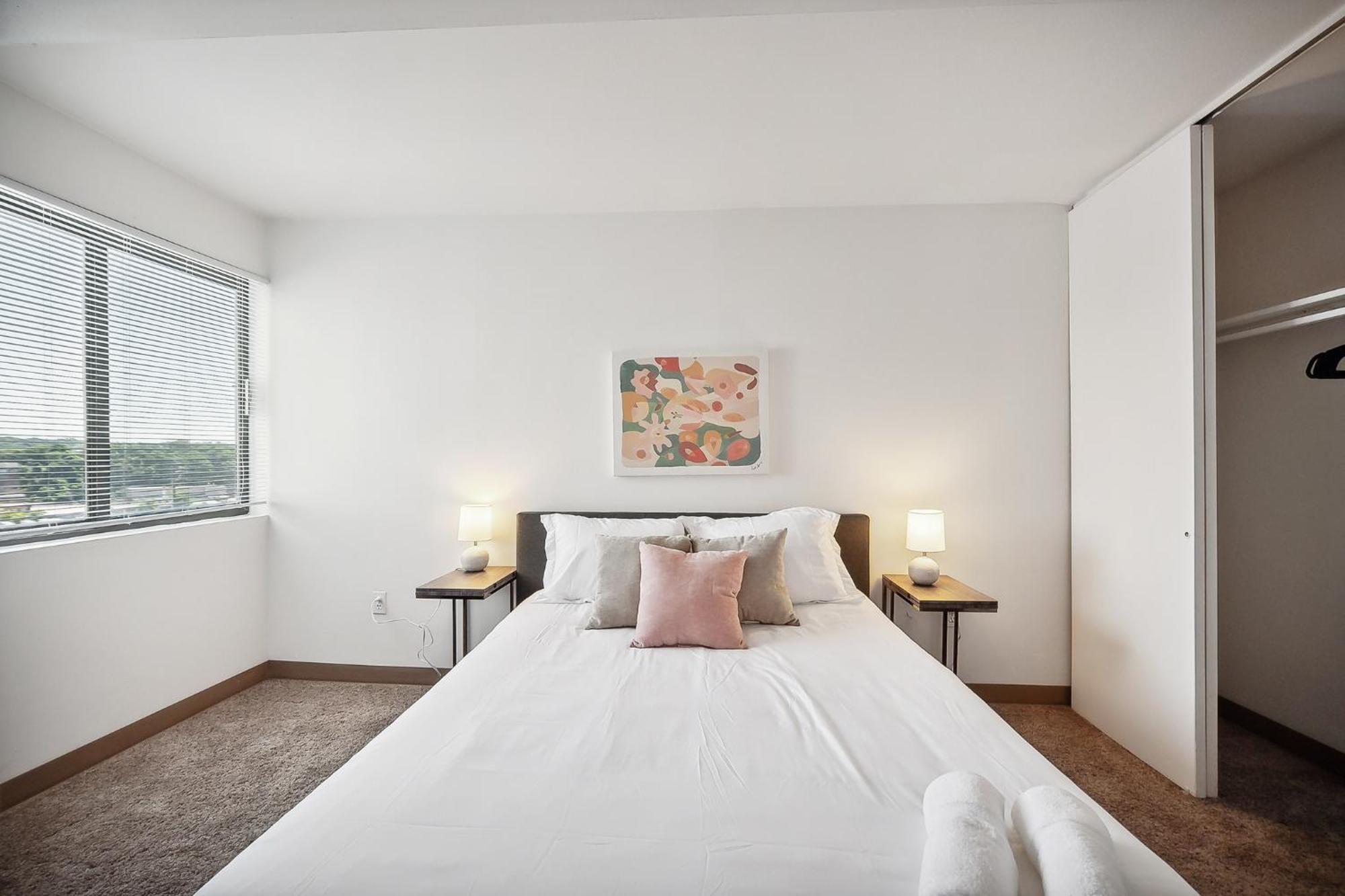Apartment Pp 1111 Modern Corporate 1br, Pool, Gym
