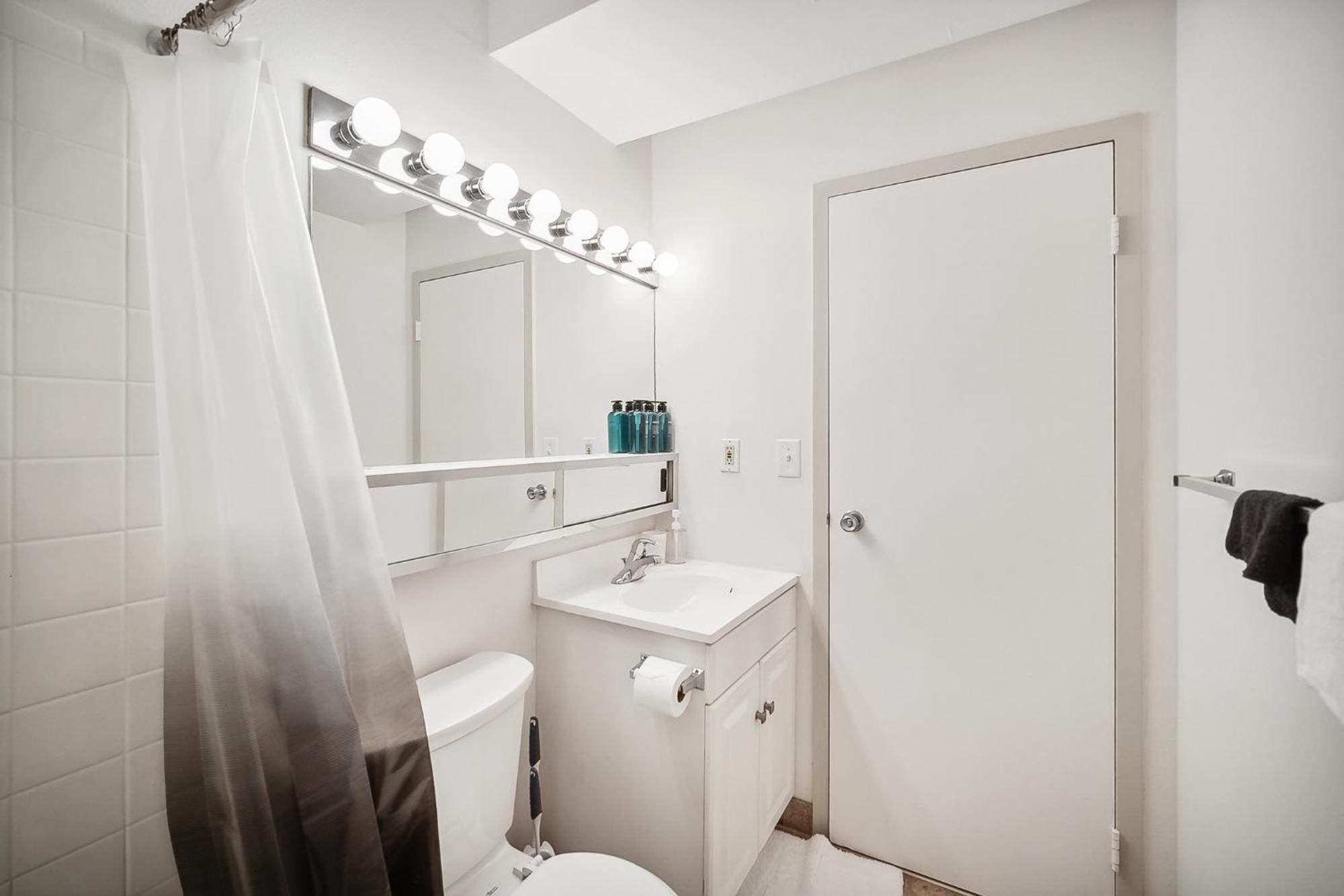 Apartment Pp 1111 Modern Corporate 1br, Pool, Gym Harrisburg
