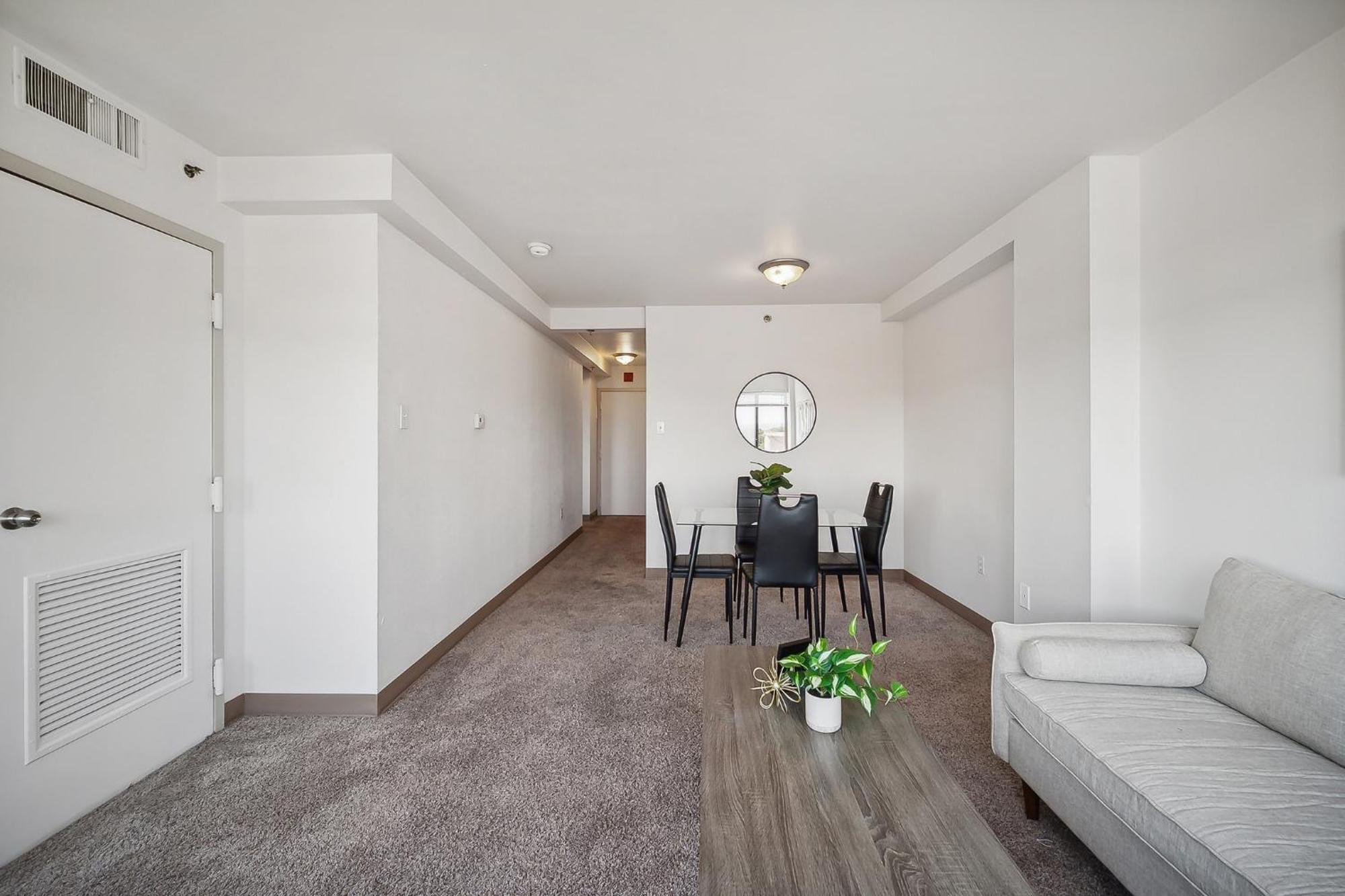 Pp 1111 Modern Corporate 1br, Pool, Gym Apartment Harrisburg